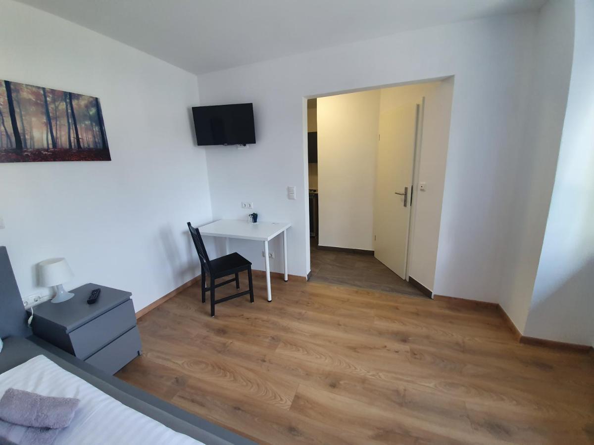 Gaestehaus Am Heuss-Platz Erlangen Exteriör bild