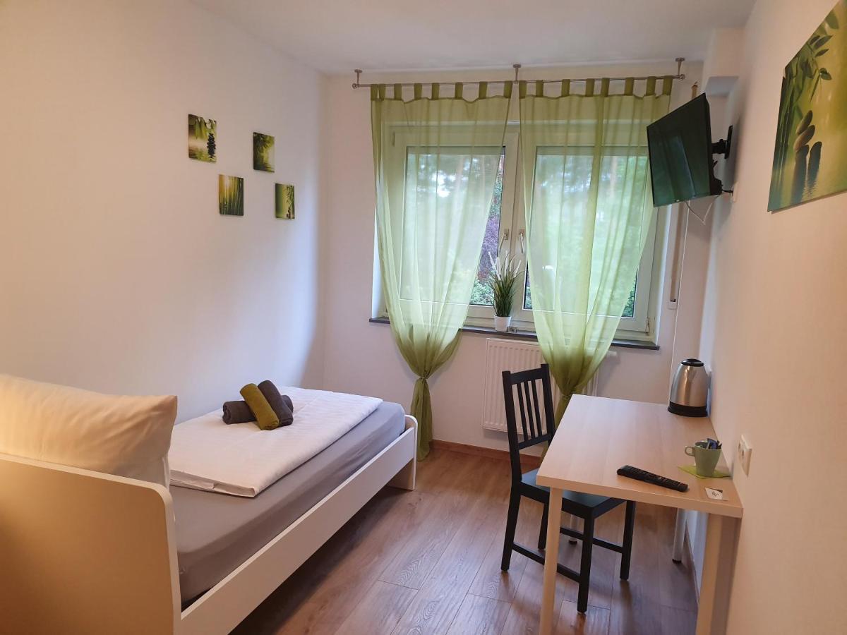 Gaestehaus Am Heuss-Platz Erlangen Exteriör bild